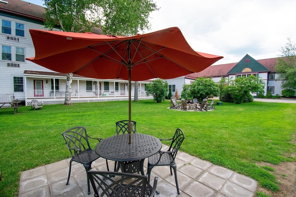 Eastern Slope Inn Resort 39/50