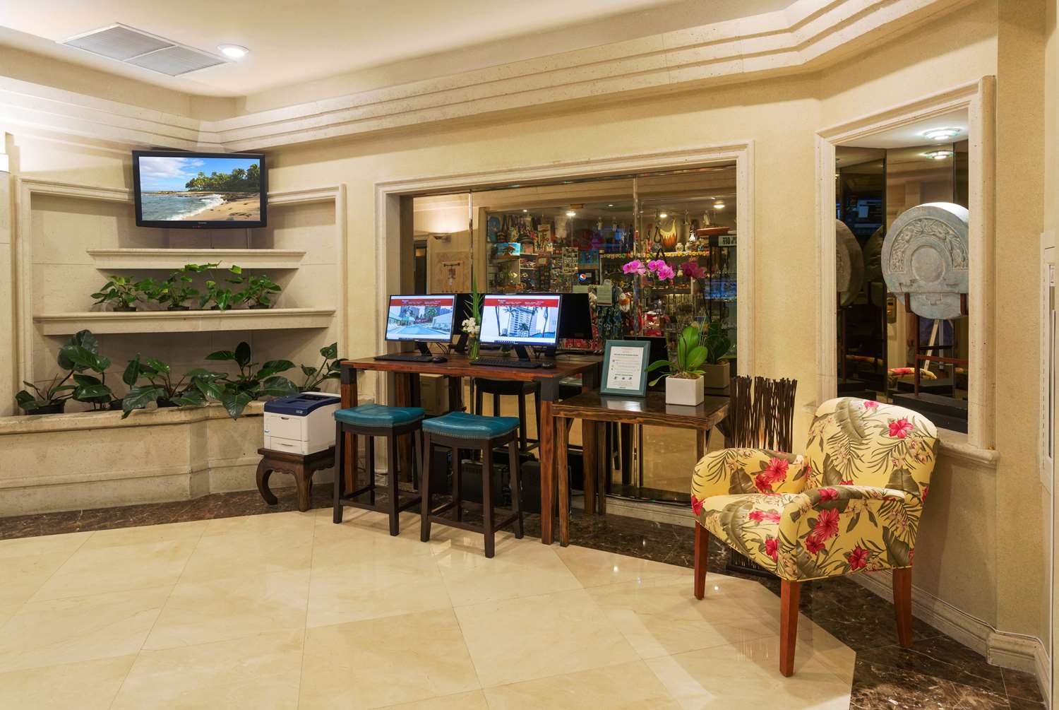Ramada Plaza by Wyndham Waikiki 7/21