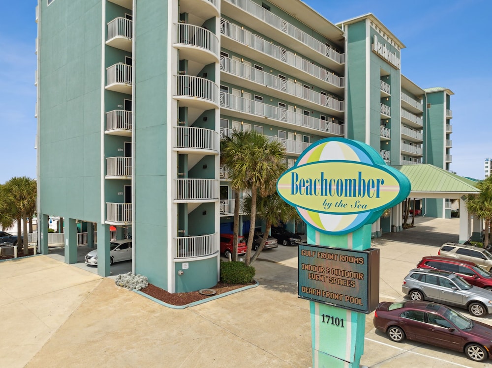Beachcomber By The Sea 38/50