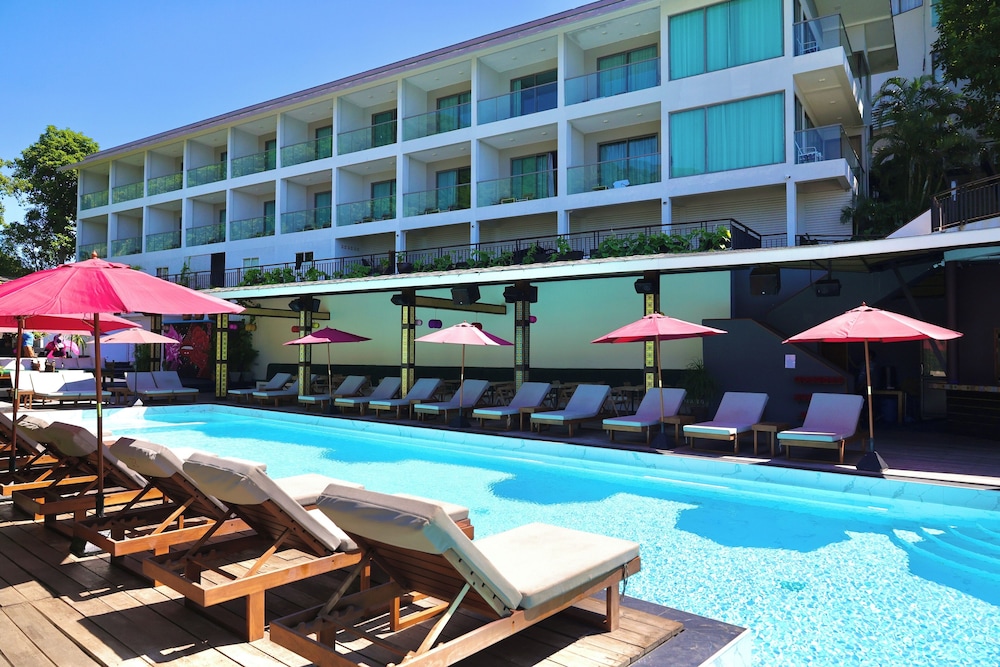 Sunset Beach Villas 8/50