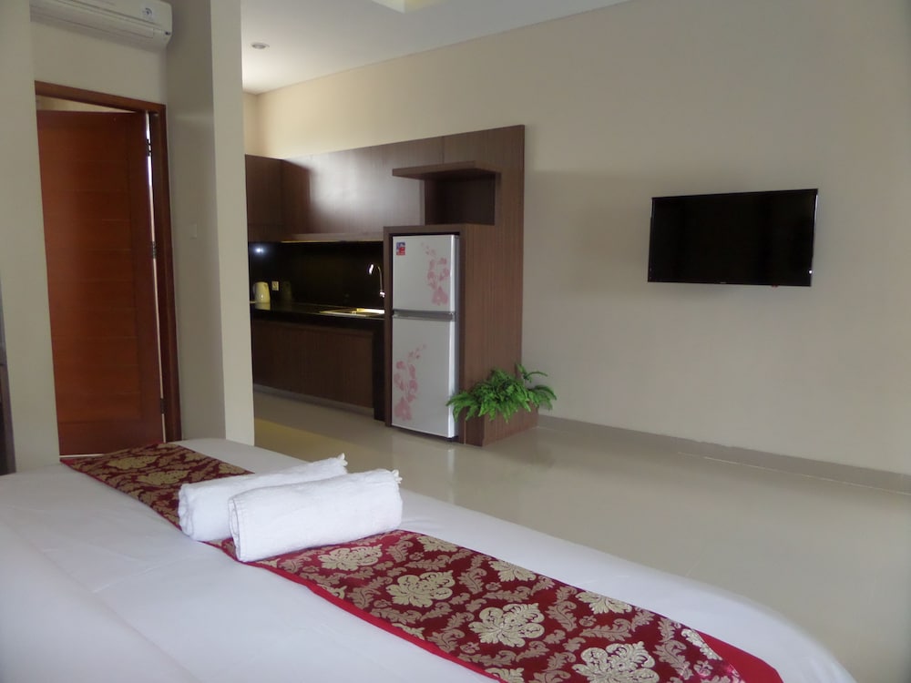 Royal Majesty Villas 32/71