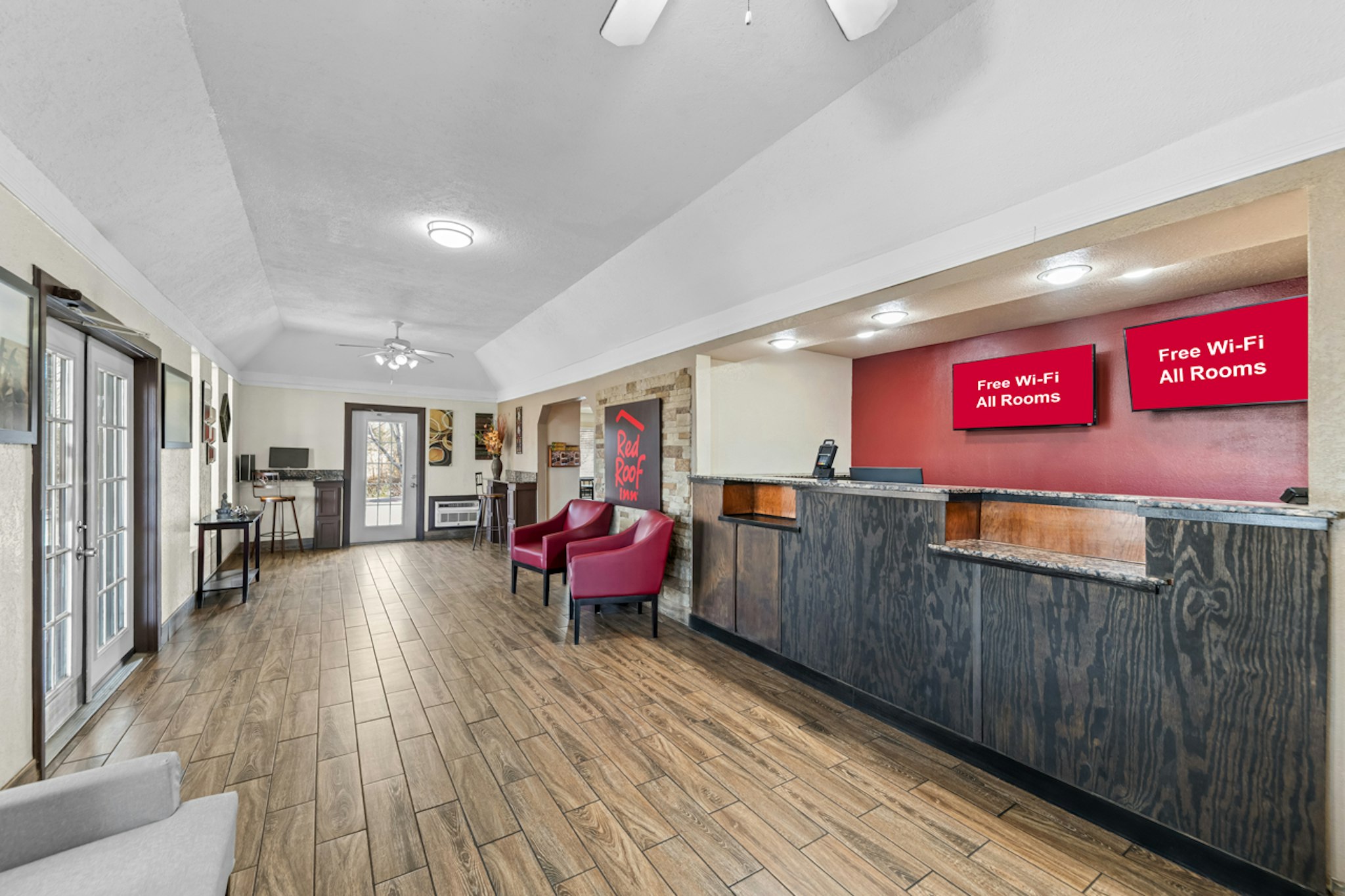 Red Roof Inn Ardmore 8/36