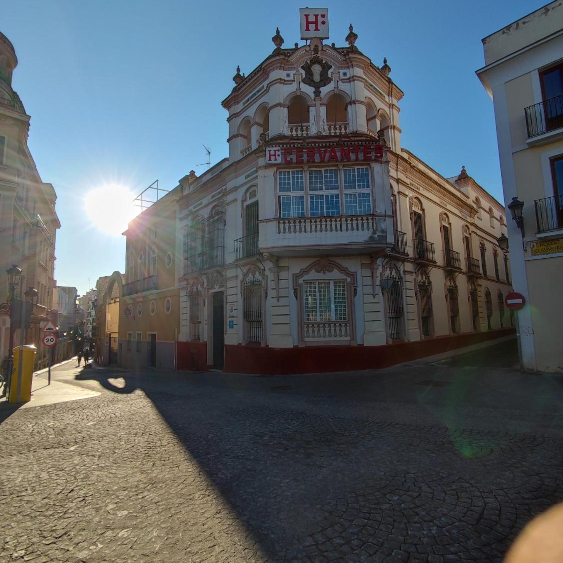 Hotel Cervantes 34/37