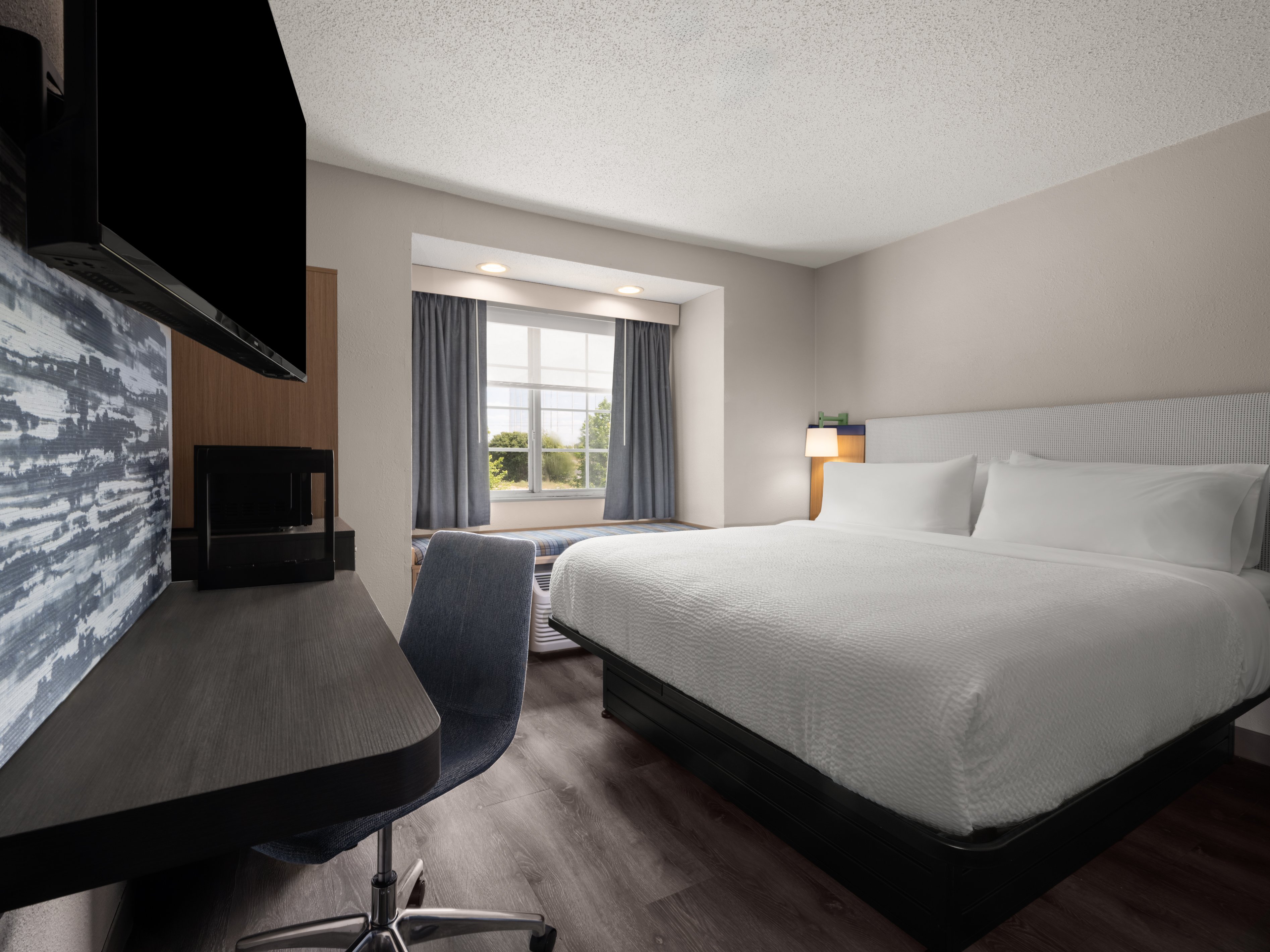 Econo Lodge Inn Suites Greenville 18/69