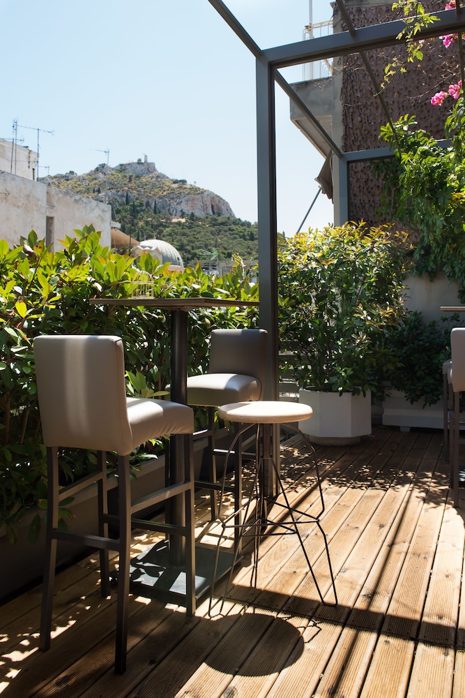 Athens Way 51/57