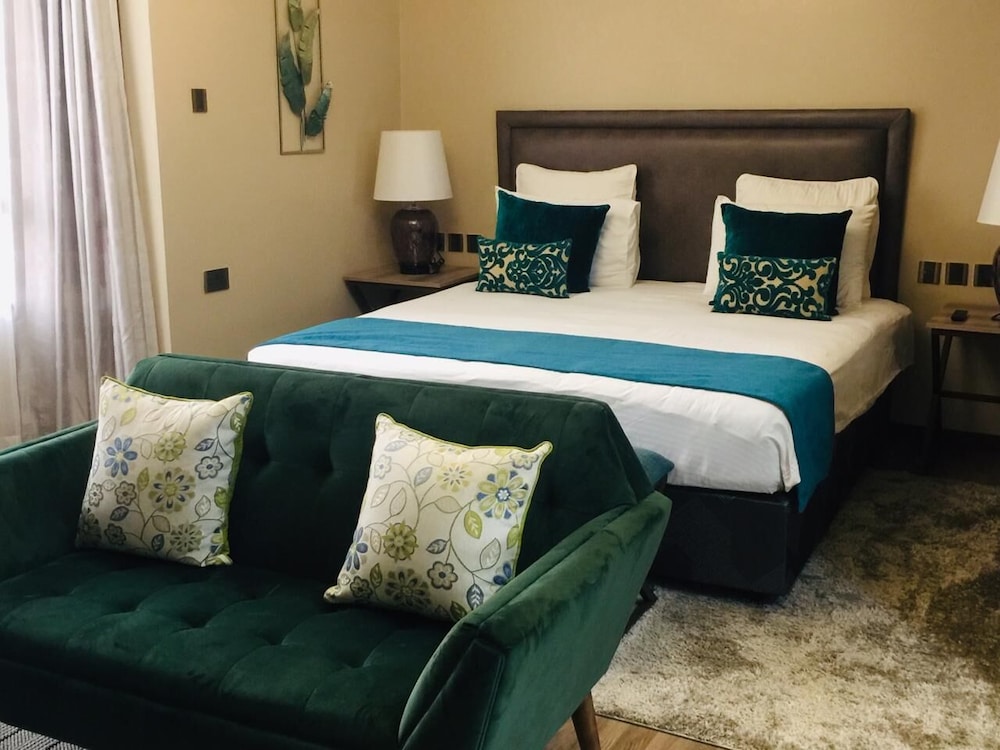 Fair Acres Boutique Hotel 13/71