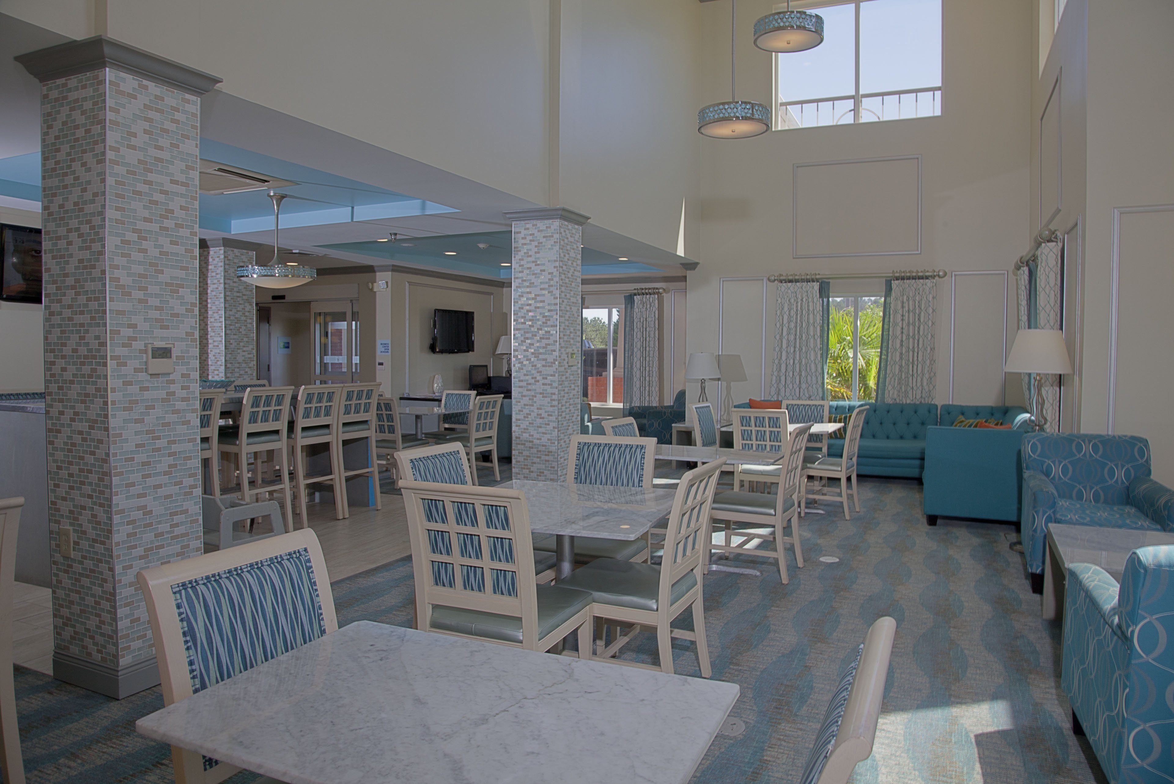 Holiday Inn Express Hotel And Suites Brookhaven 32/44