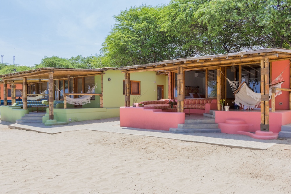 Punta Sal Suites & Bungalows Resort 3/50