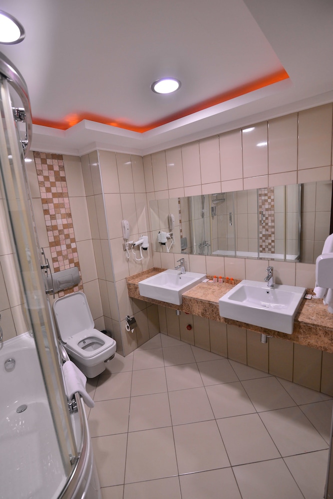Buyuk Anadolu Eregli Hotel 23/45