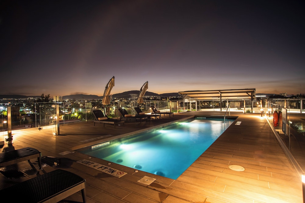 Candlewood Suites Guadalajara Galerias 44/49