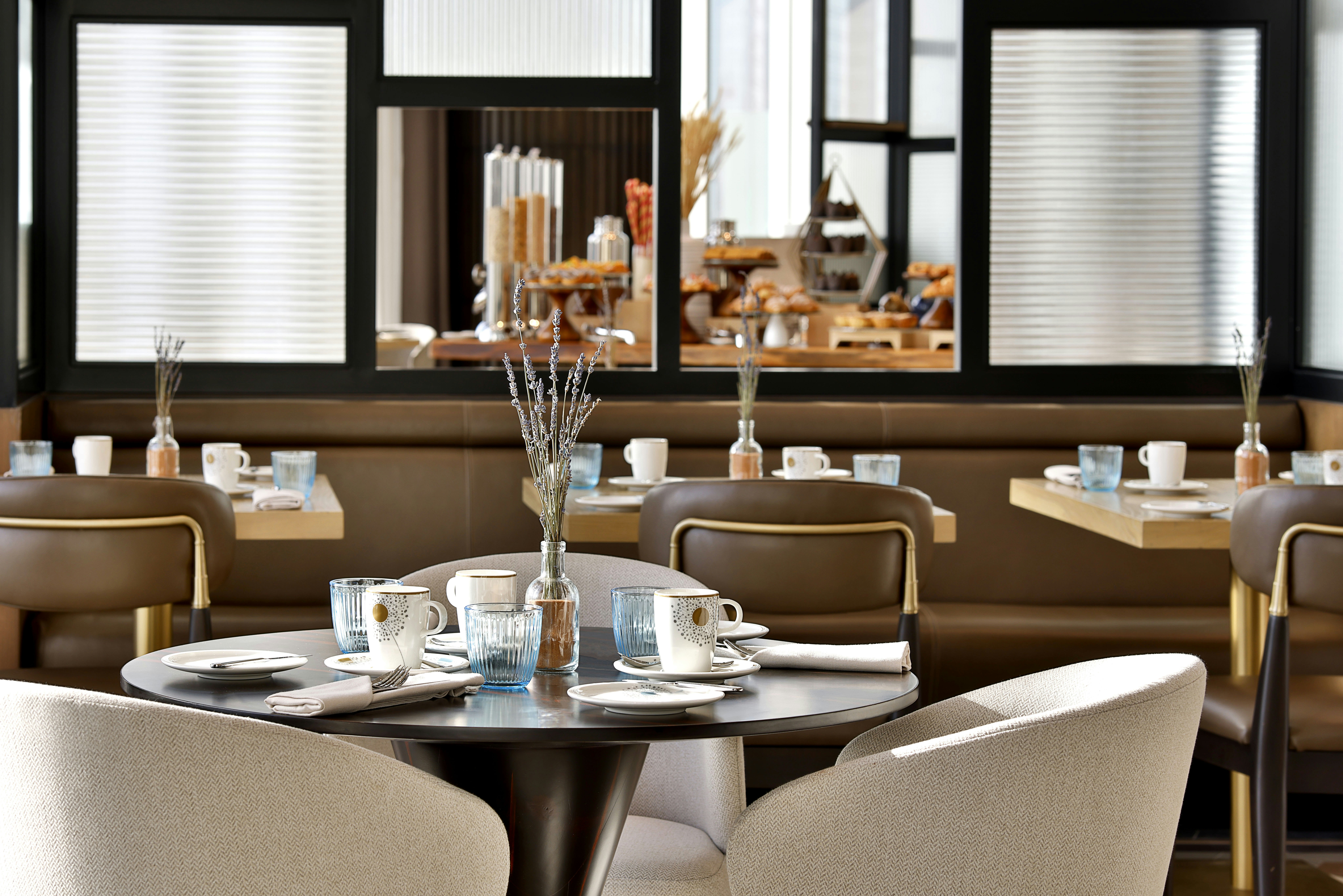 هيلتون الرياض العليا(Hilton Riyadh Olaya) 43/57