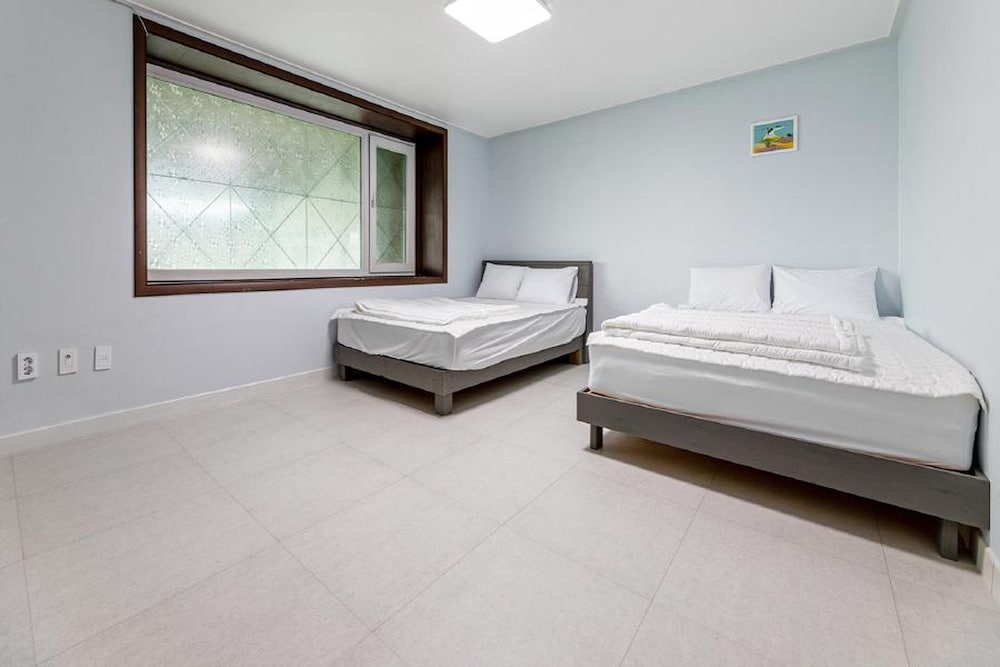 Ga Pyeong Four Season Pension 16/50