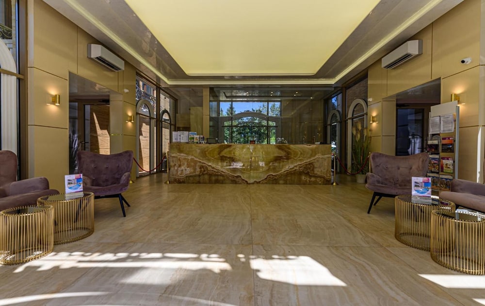 Harmony Suites 11, 12 Grand Resort 6/50