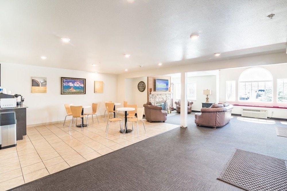 Motel6 Idaho Falls, ID - Snake River 33/56