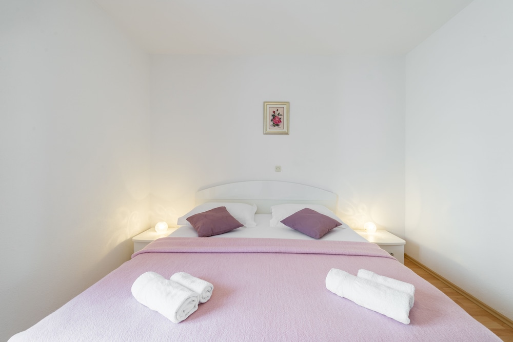 Apartmani Nikolina 23/50