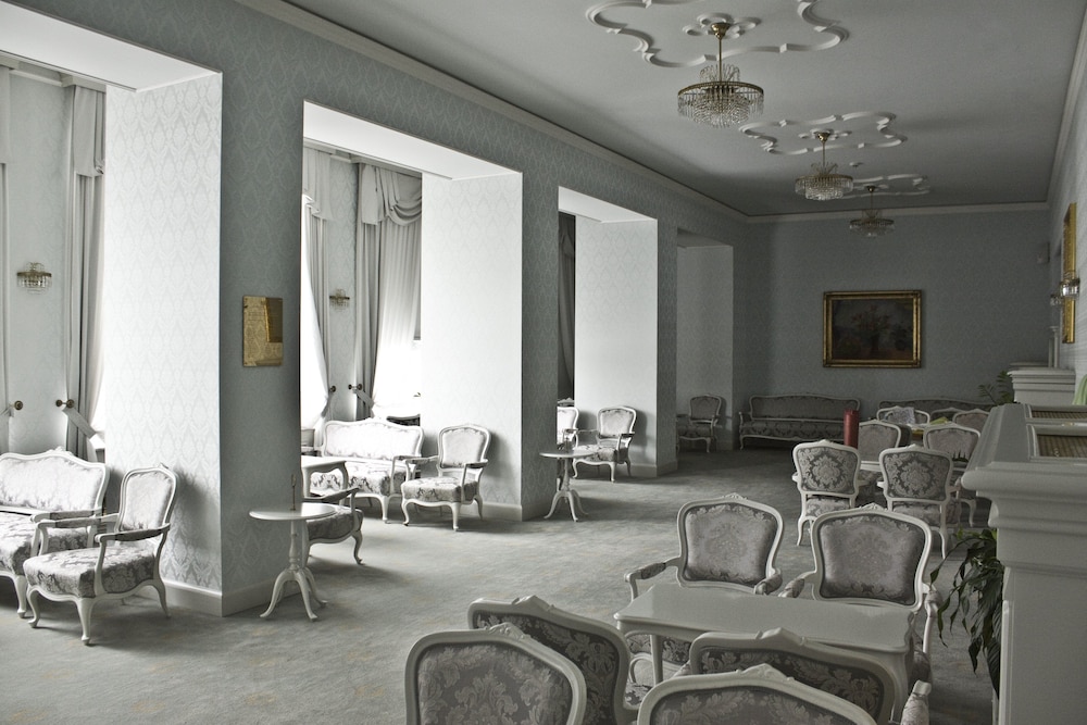 GRAND HOTEL TOPLICE 49/78