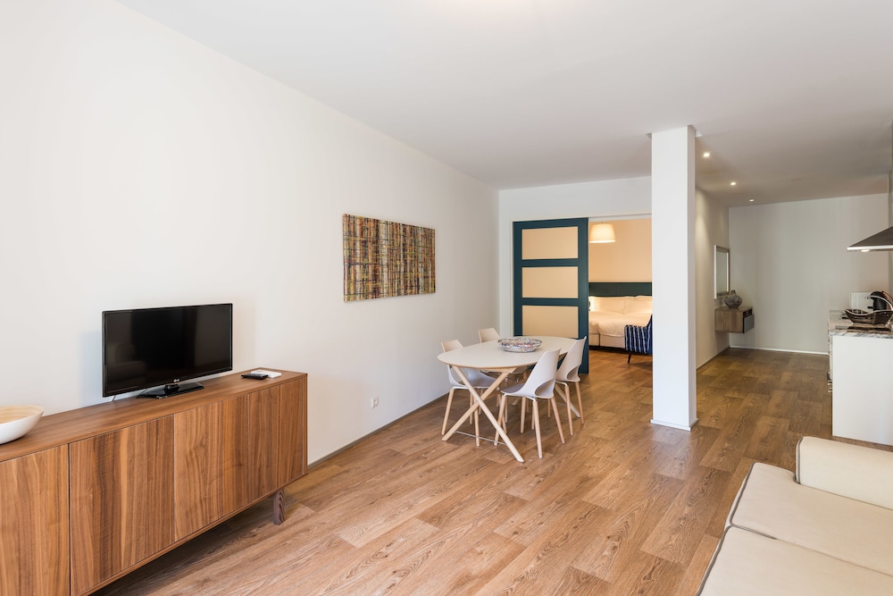 Alfama Lisbon Lounge Suites 36/50