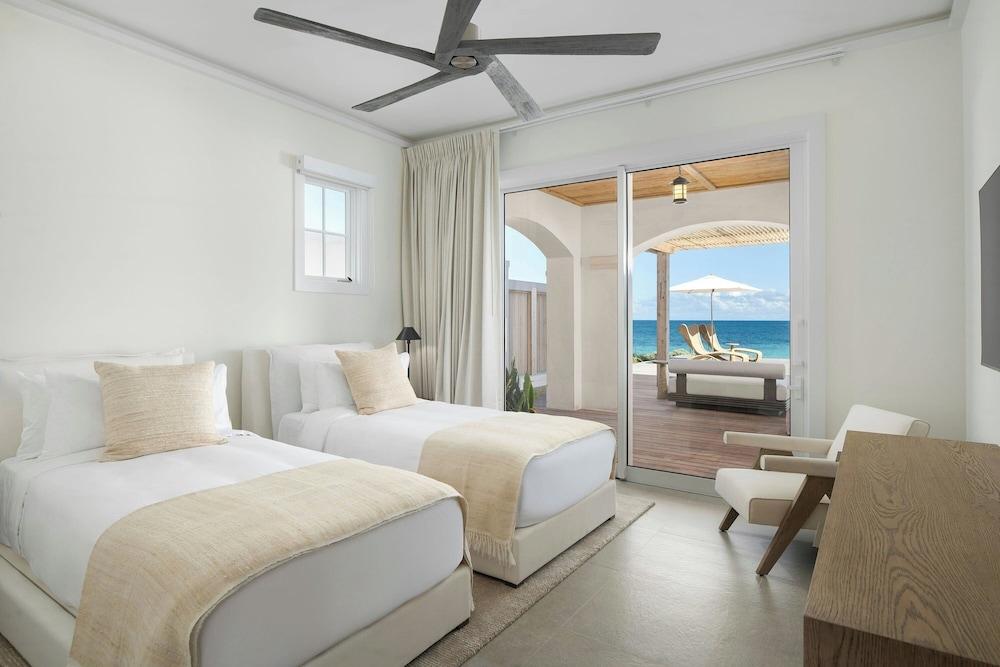 Ambergris Cay 16/48