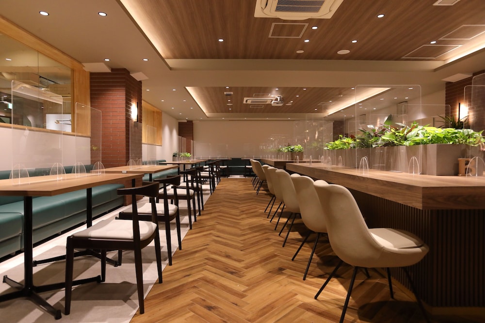 Osaka Corona Hotel 35/48