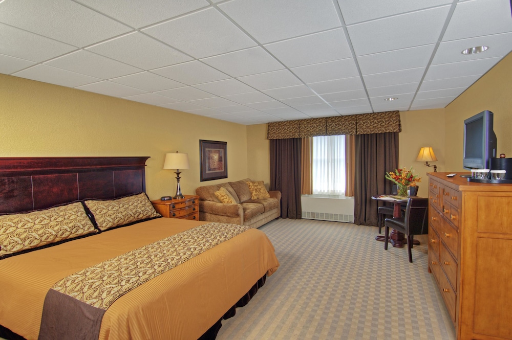 Pointe at Castle Hill Resort 7/30