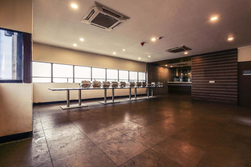 Ebony Boutique Hotel 25/50