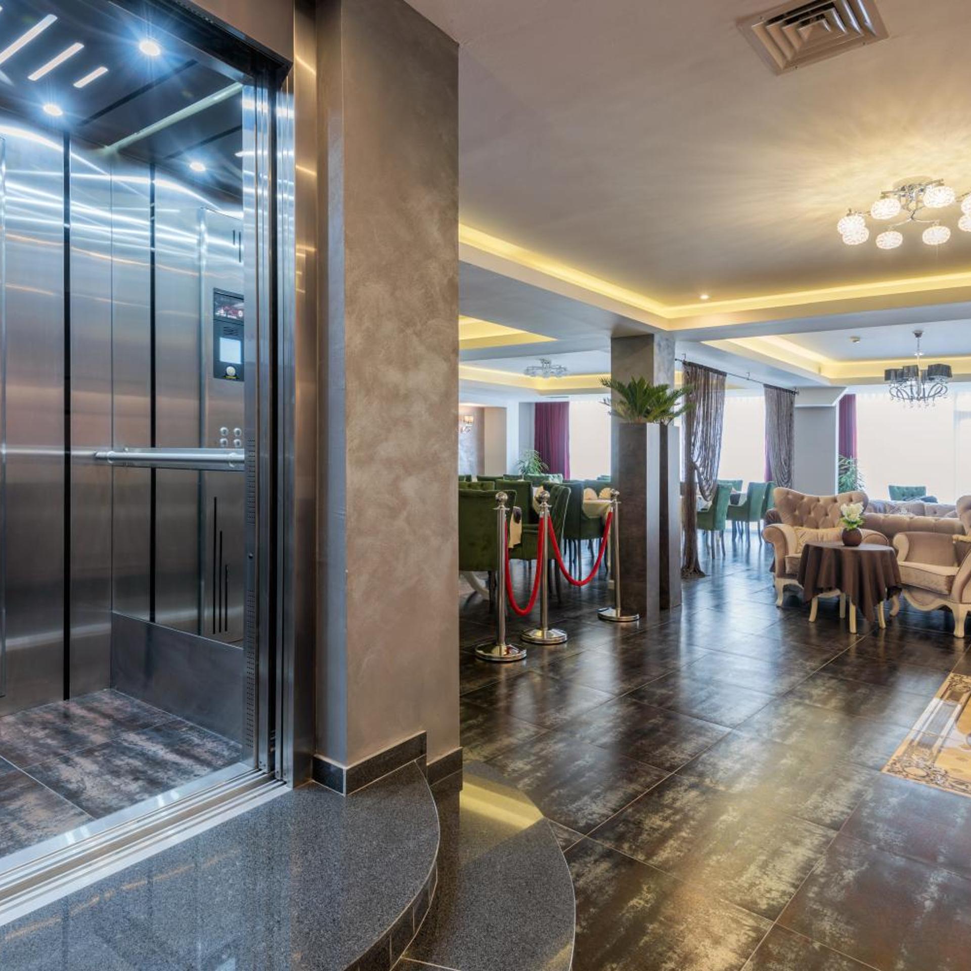 Sultan Modern Hotel 47/55
