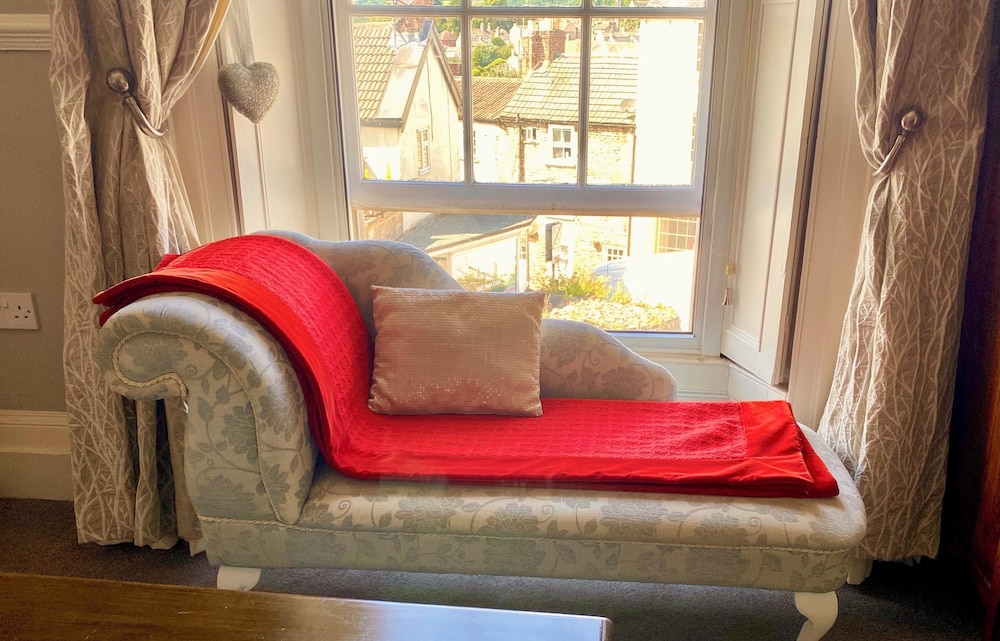 The Castle House Luxury Bed & Breakfast 38/50