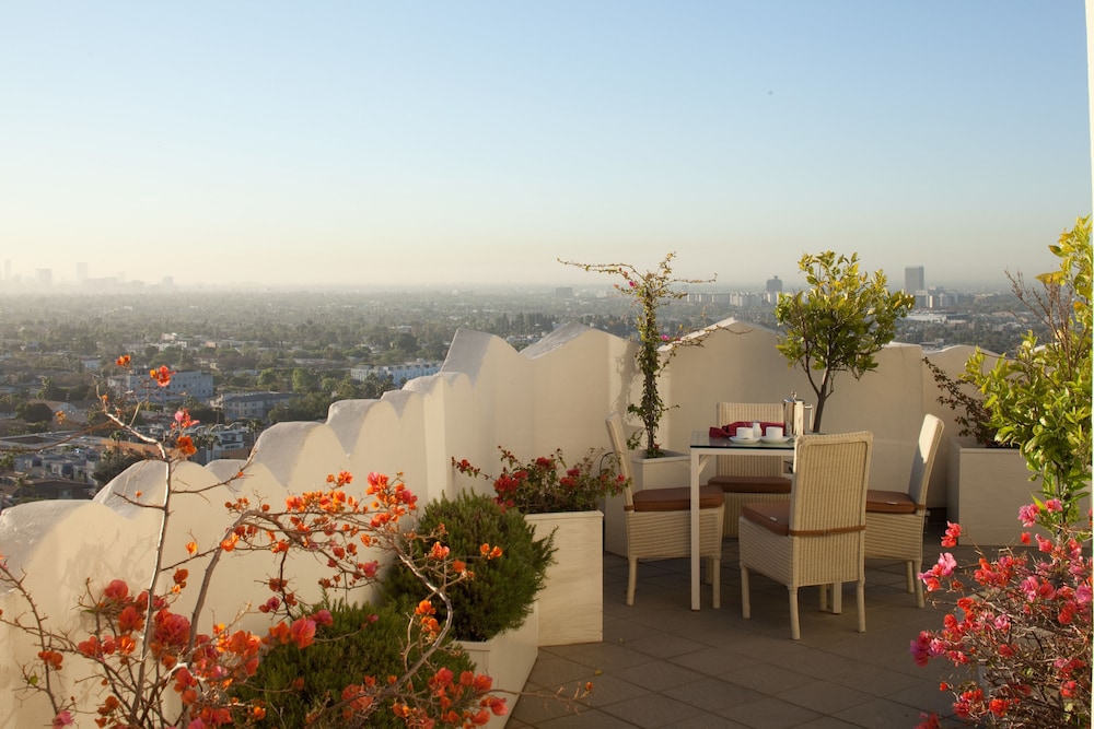 Sunset Tower Hotel 25/64