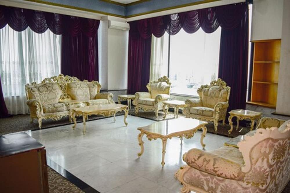 Miramar Hotel 48/71