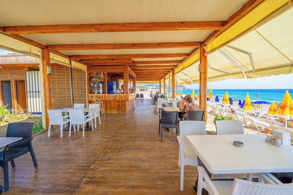 Galaxy Beach Hotel 57/72
