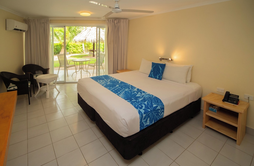 CLUB RARO RESORT 25/75