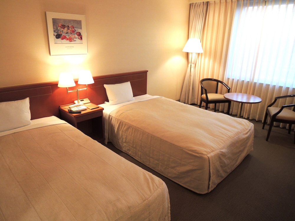 Crown Palais Kokura 18/56