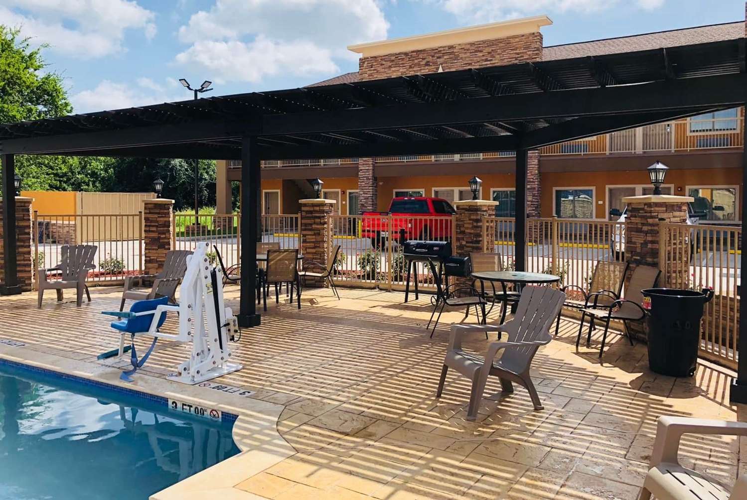Super 8 by Wyndham Houston Northwest Cypress 18/32