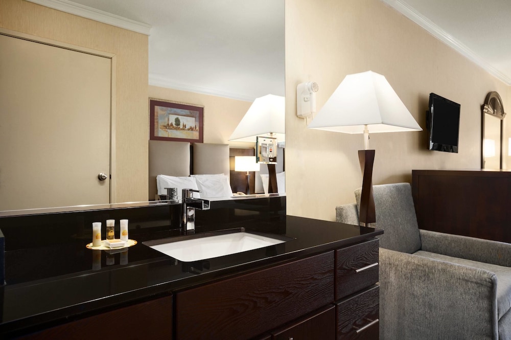Days Inn by Wyndham Concord 5/25