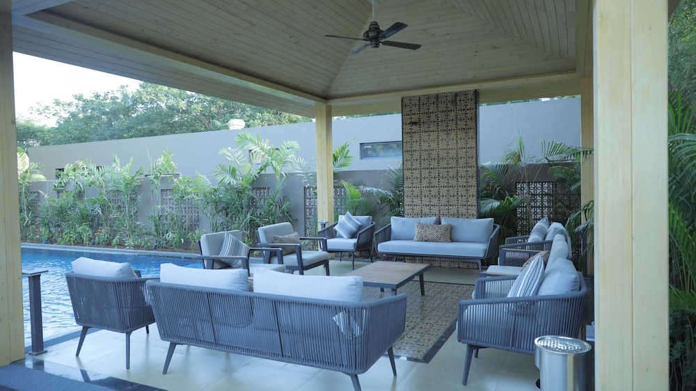 Radisson Resort & Spa Kandla 75/89