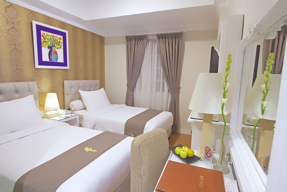 F Hotel Jakarta 15/32
