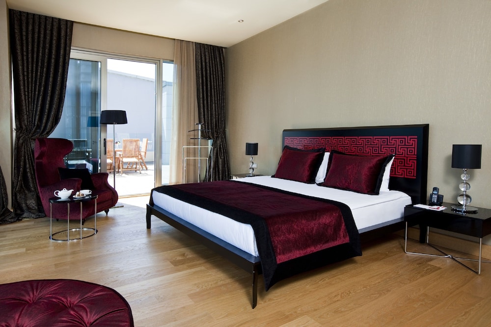 Wyndham Ankara 16/75