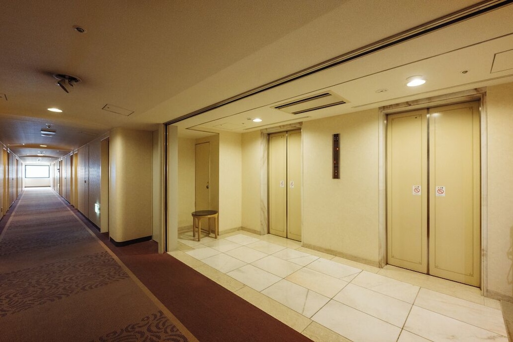 Nest Hotel Matsuyama 40/68