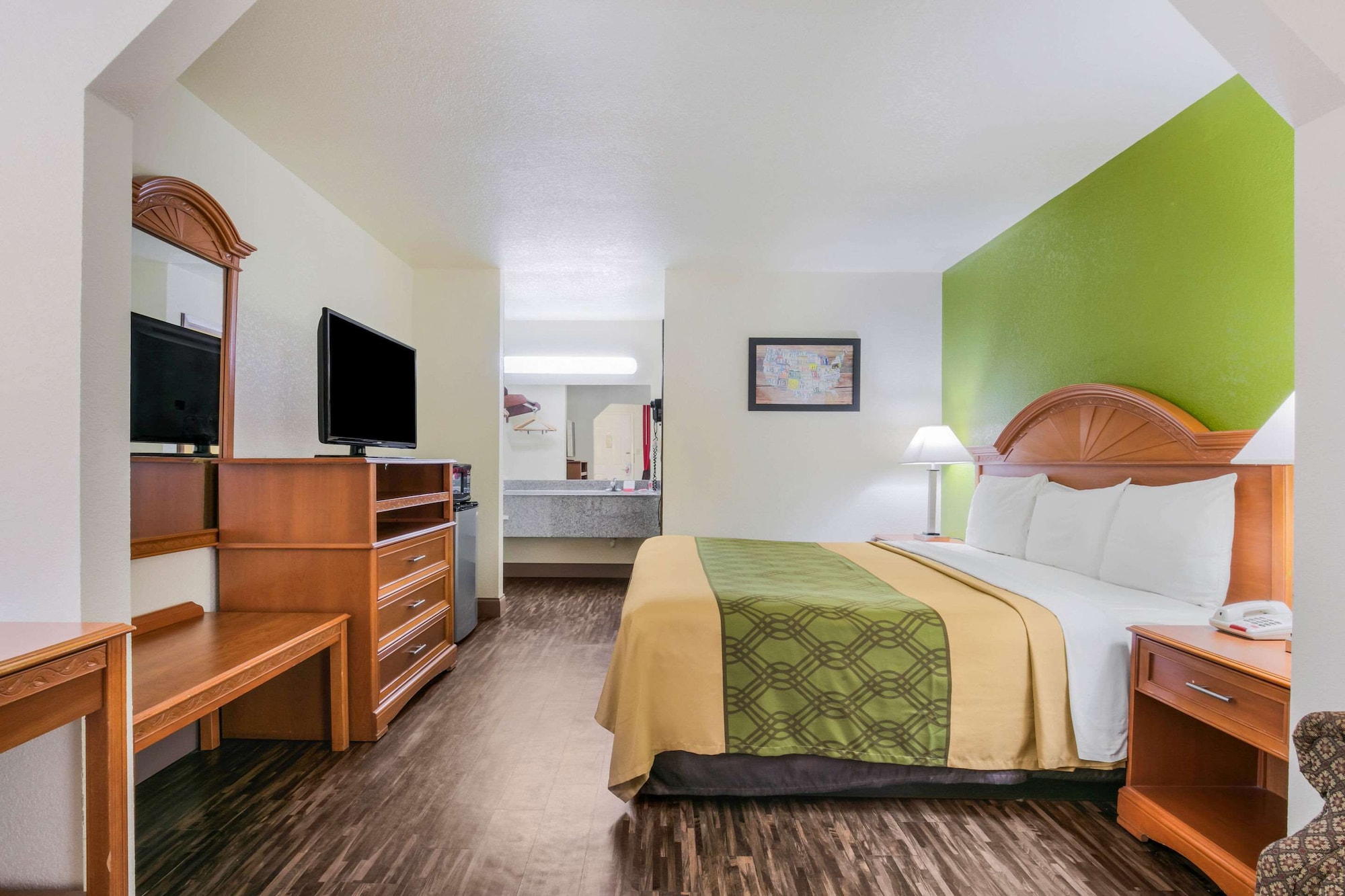 Suite, King Bed
