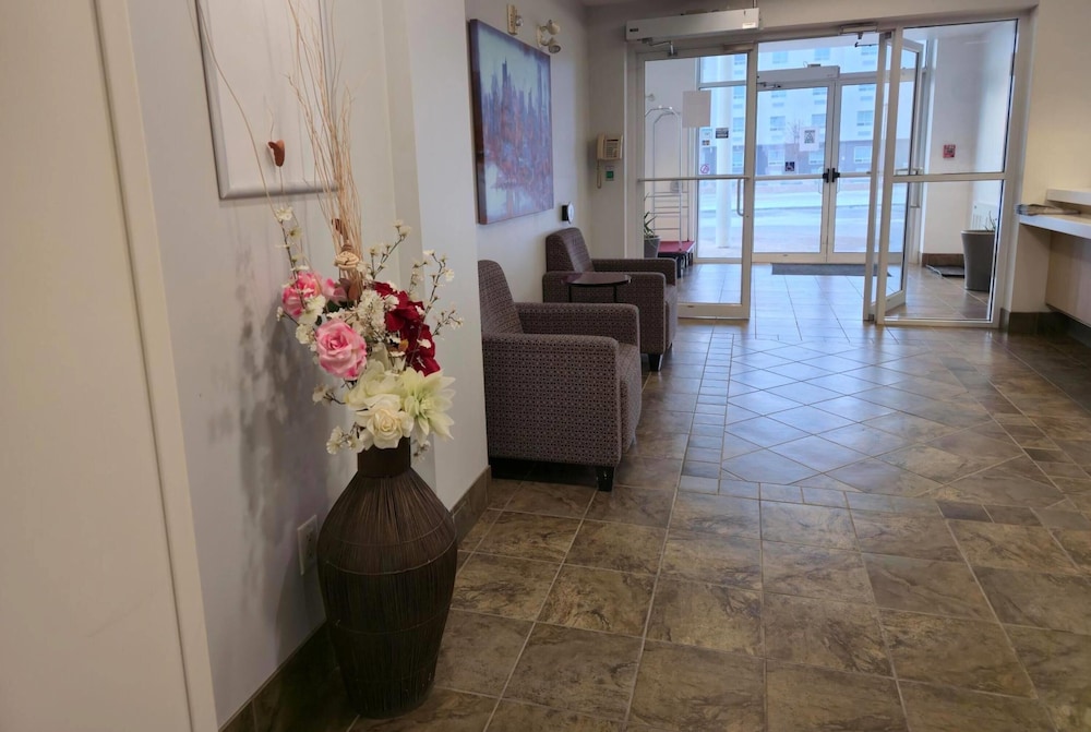 Super 8 by Wyndham Estevan 28/47