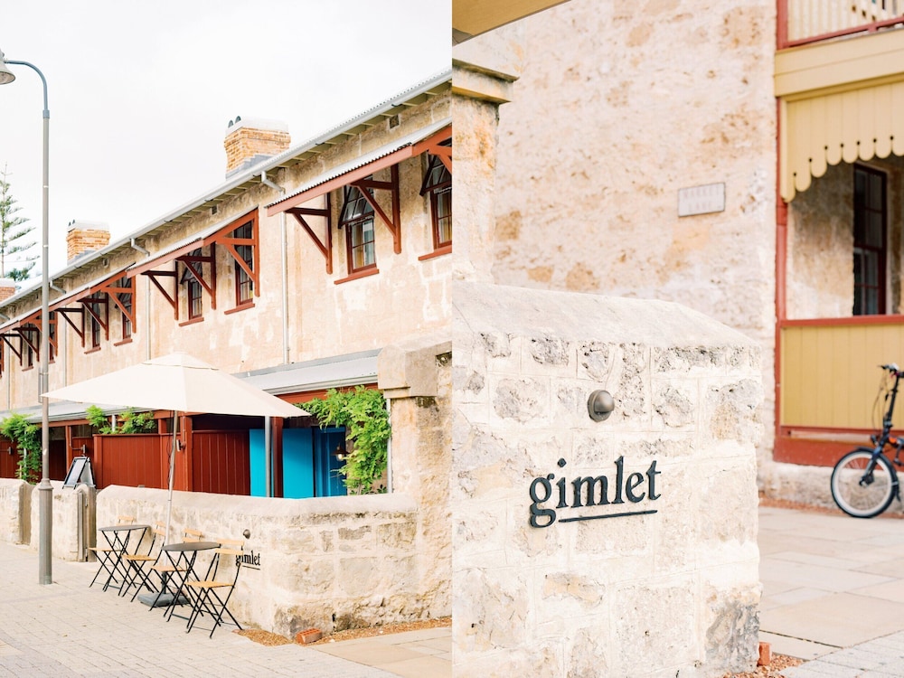 Garde Hotel (Warders Hotel) 4/46