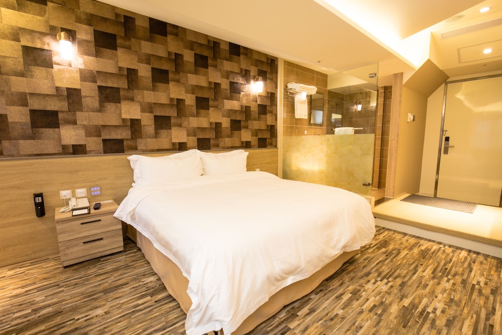 Walker Hotel Ximen 29/50