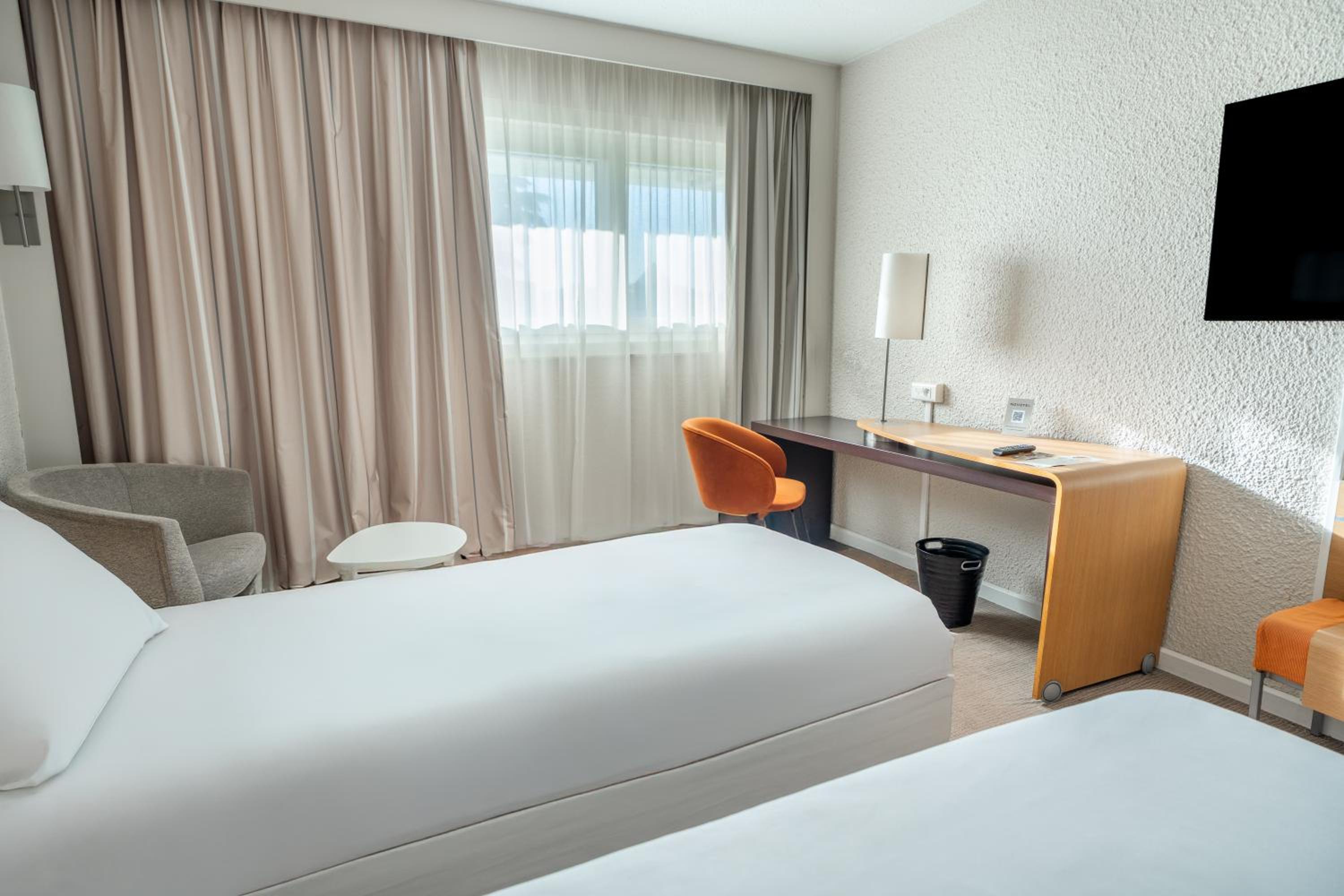 Standard, Twin Beds, Novotel Poissy Orgeval 8/10