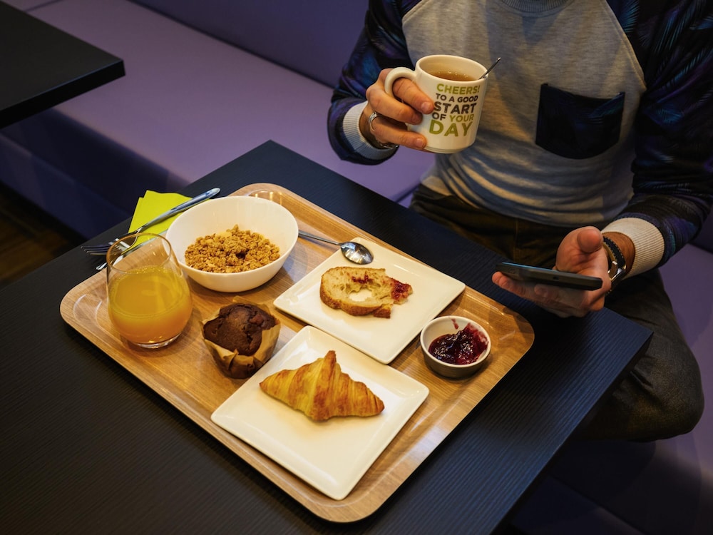 Ibis Styles Liege Guillemins 50/71