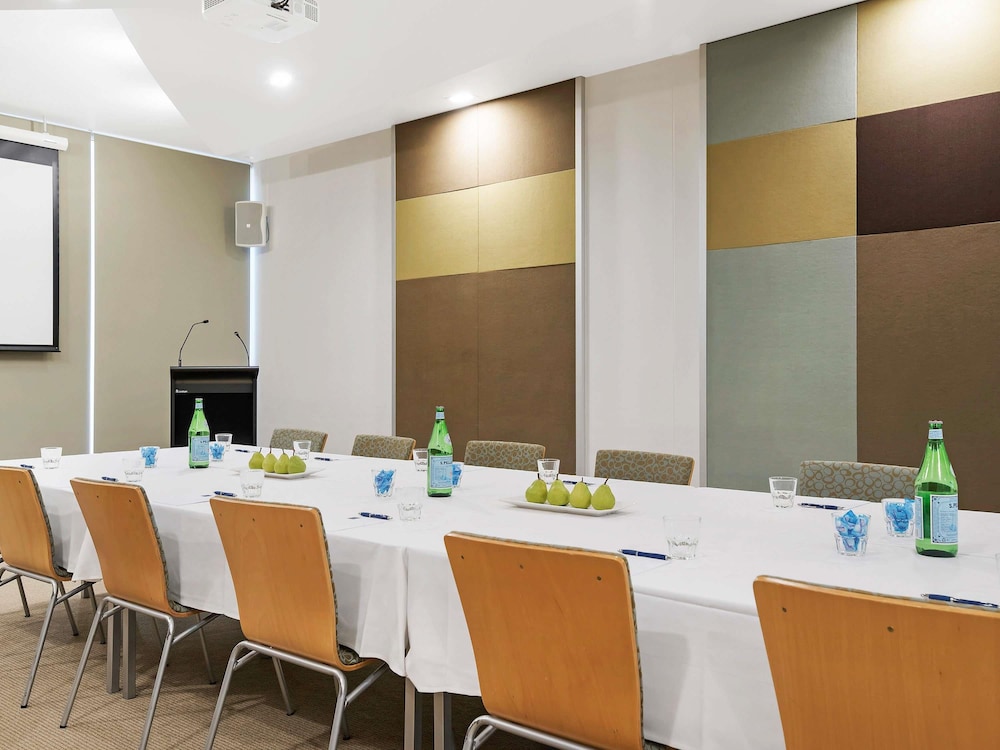 THE SEBEL MAROOCHYDORE 63/72