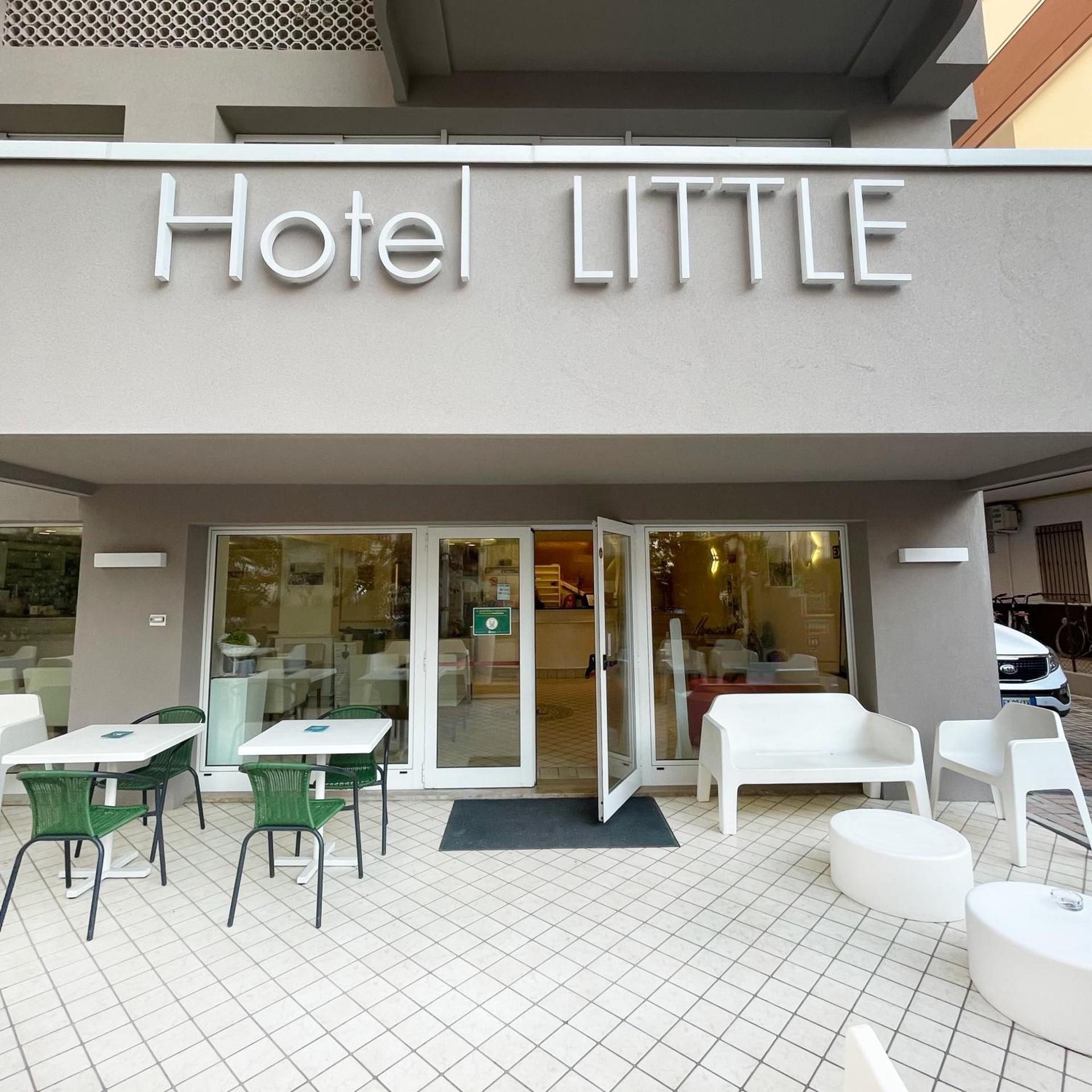 Hotel Little 1/57