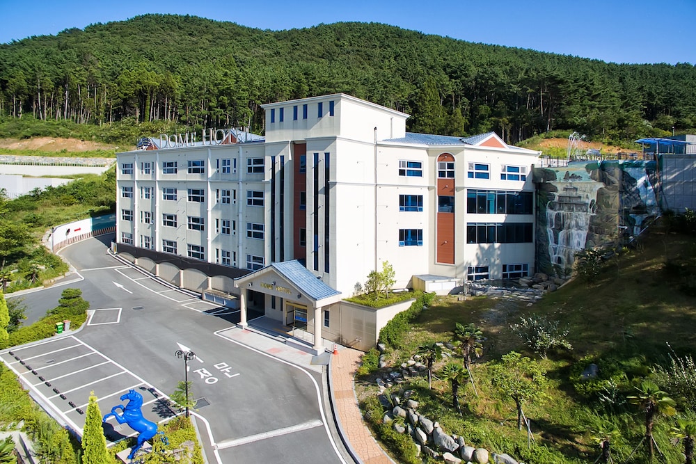 Dome Hotel Geoje 1/50