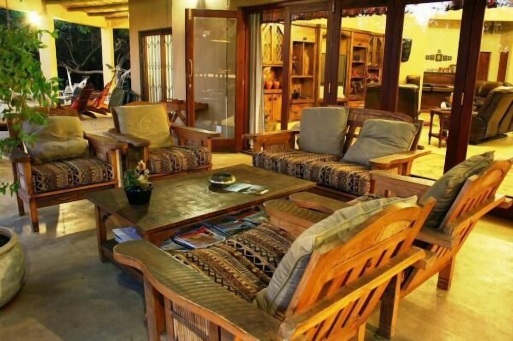 Lion Tree Top Lodge 15/36