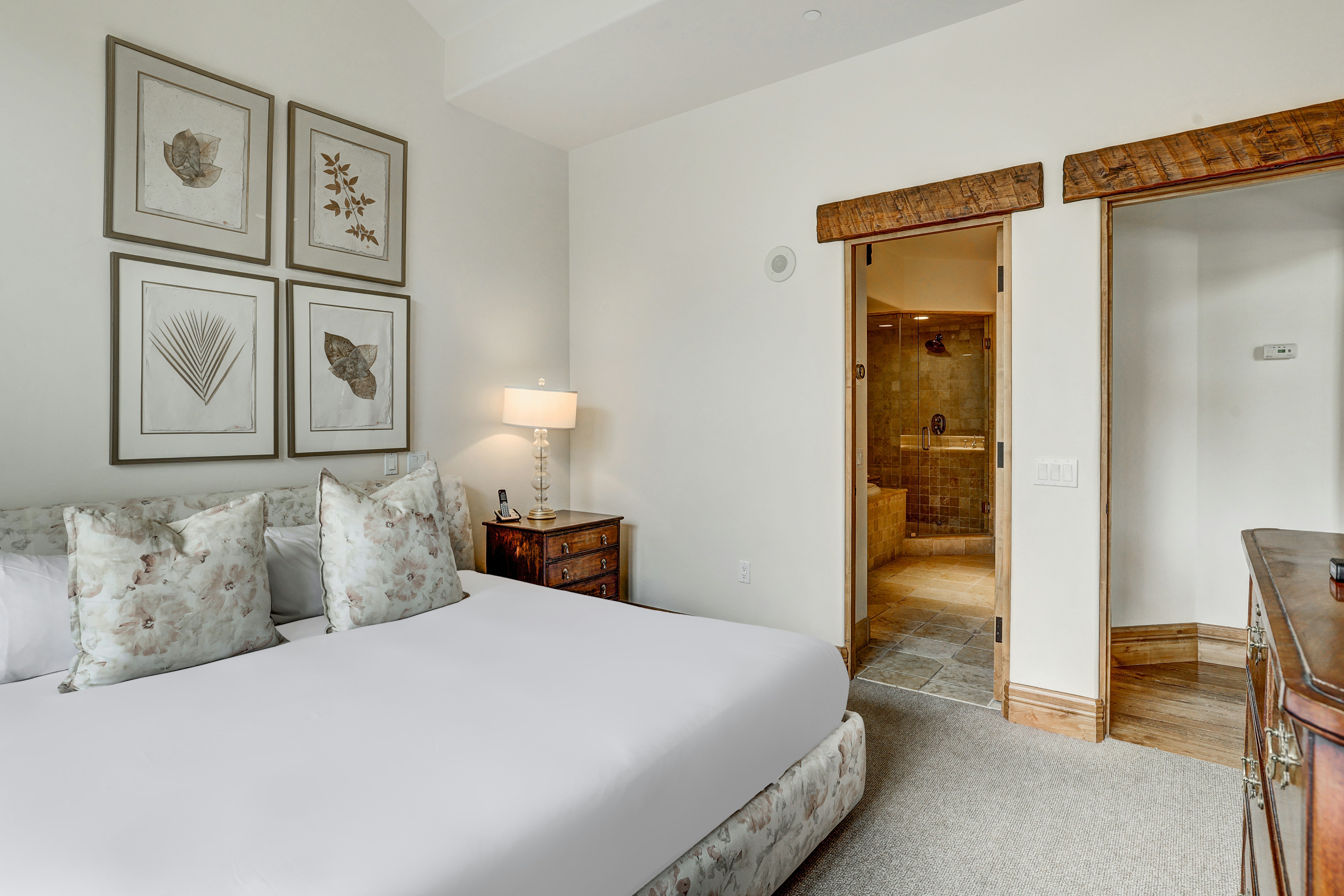 Vail Resorts' Legendary Lodging at Ritz-Carlton Residences 16/50