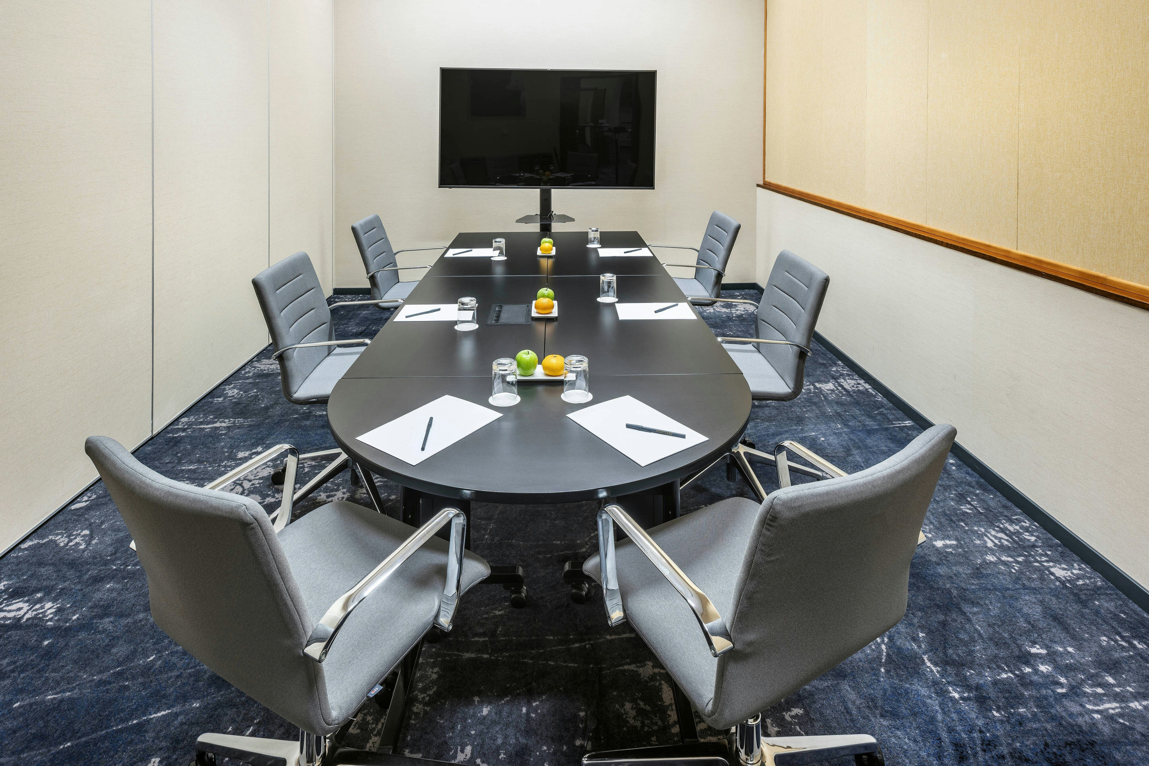 Courtyard By Marriott Prague Airport 51/59